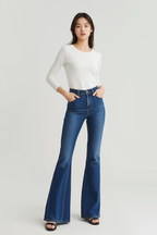 High-Rise Flare Jeans – Dark Wash
