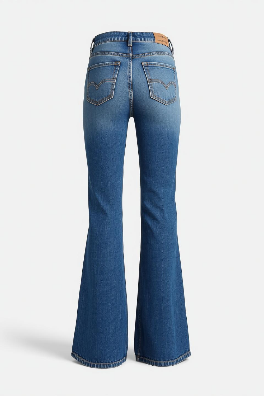High-Rise Flare Jeans – Dark Wash